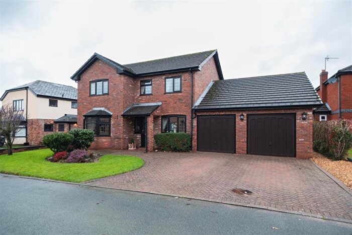 4 Bedroom Detached House For Sale In Peacock Avenue, Winsford, CW7