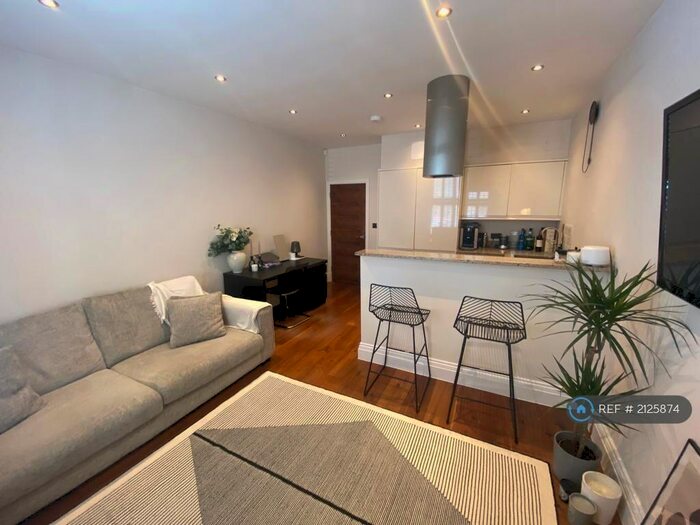 1 Bedroom Flat To Rent In Rose Valley, Brentwood, CM14