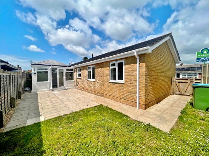 3 Bedroom Bungalow To Rent In Renoir Mews, Bognor Regis, West Sussex, PO22