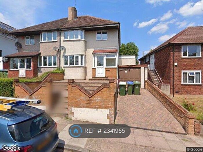 3 Bedroom Semi-Detached House To Rent In Rochester Drive, Bexley, DA5