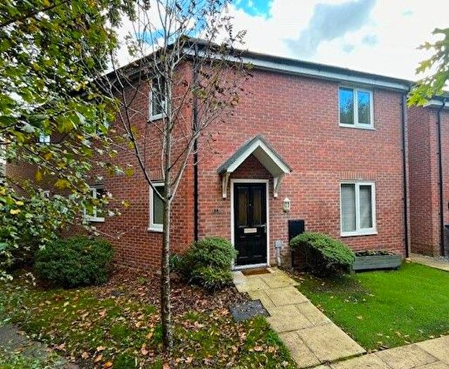 3 Bedroom Semi-Detached House To Rent In Aspenwood Close, Bamber Bridge, Preston, PR5