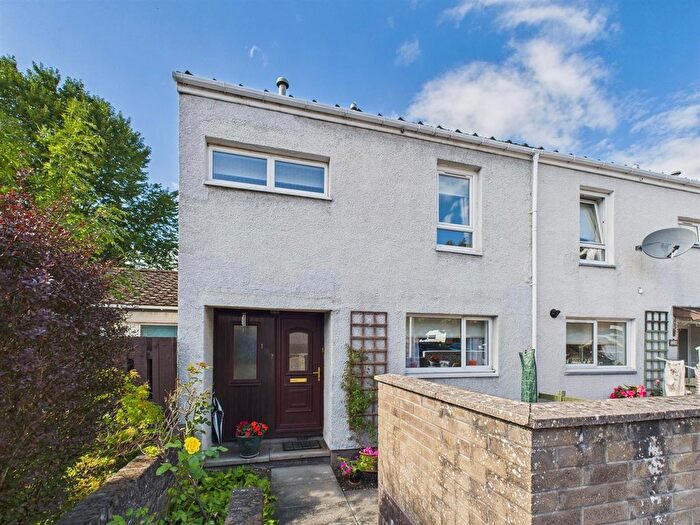 3 Bedroom Semi-Detached House For Sale In Potterhill Gardens, Perth, PH2