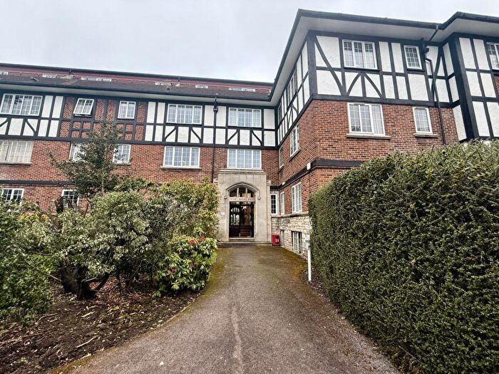 1 Bedroom Penthouse To Rent In Penthouse Flat, Elmfield North Block, Southampton, SO15