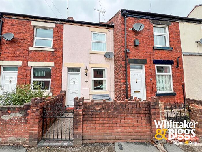 2 Bedroom House For Sale In Ball Haye Green, Leek, ST13
