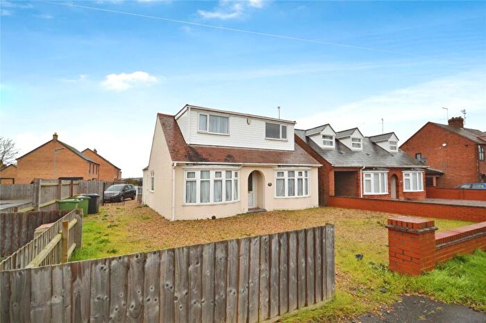 4 Bedroom Bungalow For Sale In Peterborough Road, Farcet, Peterborough, Cambridgeshire, PE7