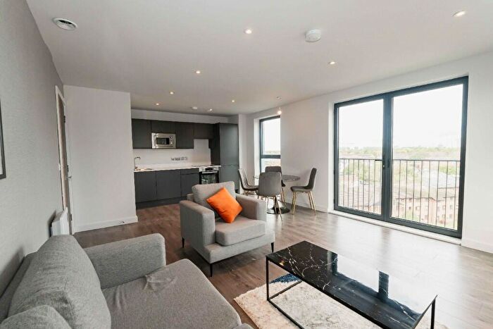 2 Bedroom Apartment To Rent In Cross Lane, Manchester, Greater Manchester, M5