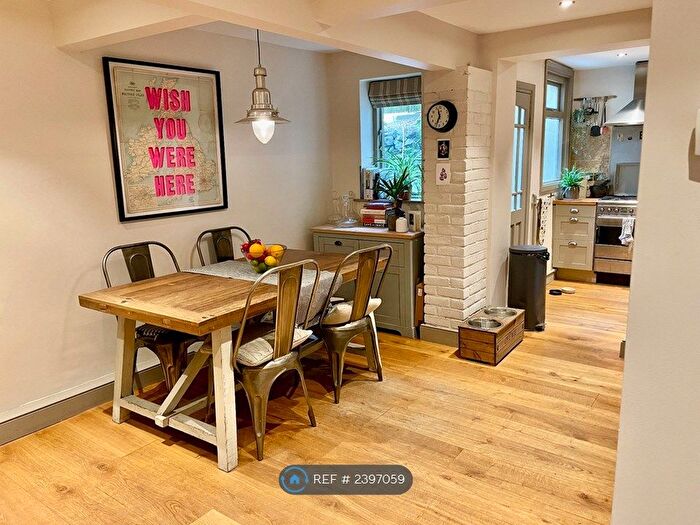 2 Bedroom Flat To Rent In Greater London, London, SE19