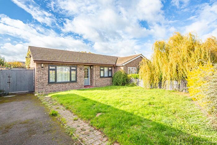 2 Bedroom Bungalow For Sale In Blenheim Drive, Bicester, OX26