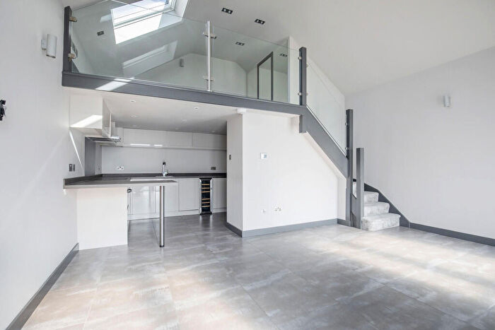 1 Bedroom Detached House To Rent In Croft Street, Cheltenham, GL53