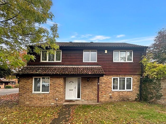4 Bedroom Detached House To Rent In The Briars, Slough, SL3