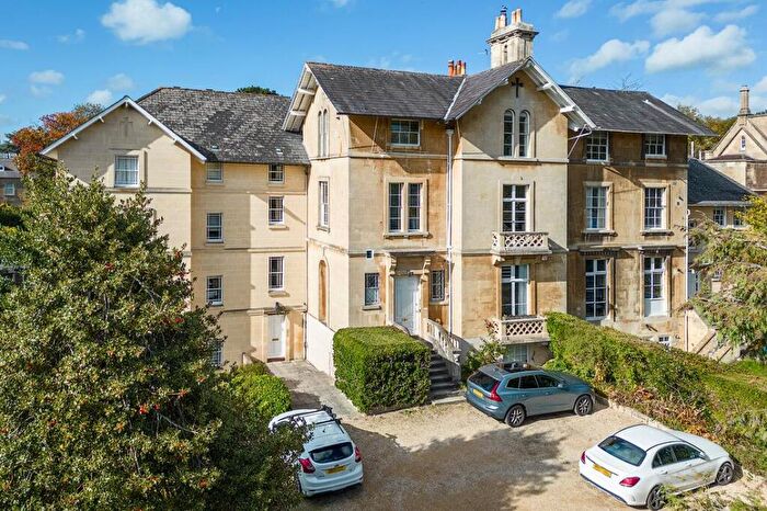 2 Bedroom Apartment To Rent In Park Lane, Bath, BA1