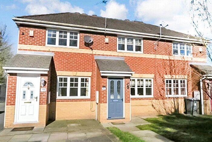 2 Bedroom House To Rent In Tideway Close, Salford, M7