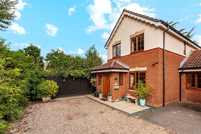 4 Bedroom Detached House For Sale In Fortinbras Way, Chelmsford, Essex, CM2