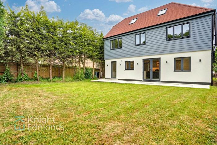 5 Bedroom Detached House For Sale In Warmlake Road, Sutton Valence, ME17