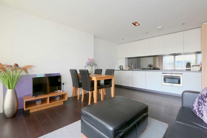 1 Bedroom Flat To Rent In Wenlock Street, Wharf Road, N1