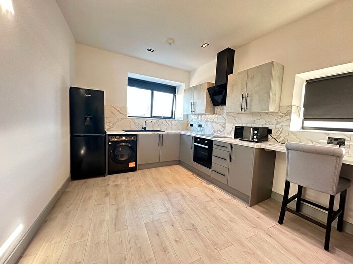 1 Bedroom Flat To Rent In Claughton Street, St Helens, WA10