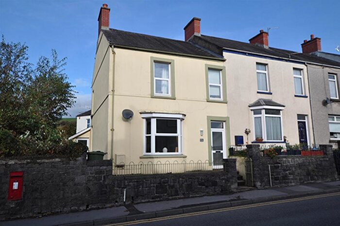 3 Bedroom End Terrace House For Sale In Francis Terrace, Carmarthen, SA31