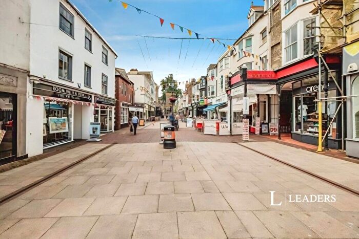 2 Bedroom Flat To Rent In Warwick Street, Worthing, BN11