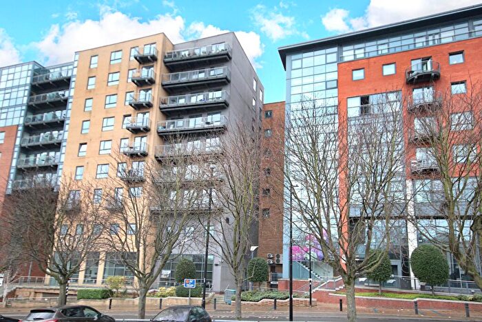 2 Bedroom Apartment To Rent In Fitzwilliam Street, Sheffield, S1