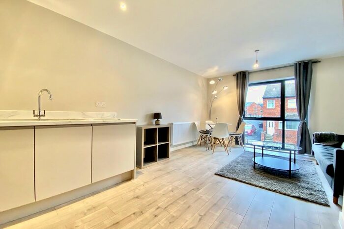 1 Bedroom Apartment To Rent In Green Quarter, Cross Green Lane, LS9