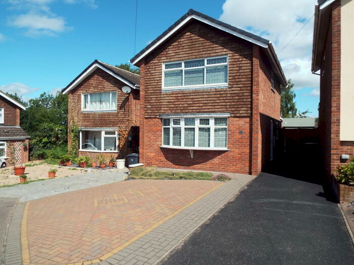 3 Bedroom Detached House To Rent In Ivy Lodge Close, Stapenhill., DE15