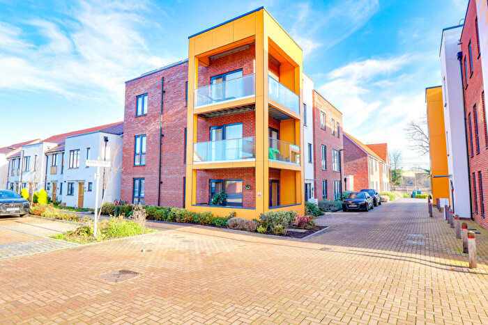 2 Bedroom Flat To Rent In Nova House, Southend-on-sea, SS2