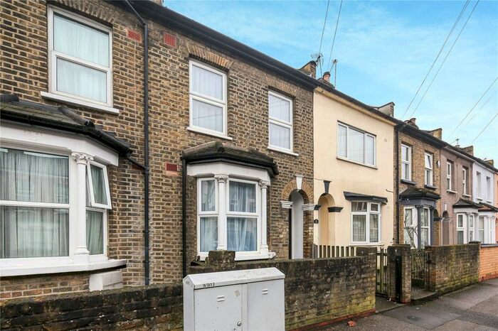 2 Bedroom Terraced House To Rent In Downsell Road, Stratford, London, E15