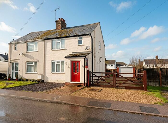 3 Bedroom Semi-Detached House To Rent In Hempfield Place, Littleport, CB6