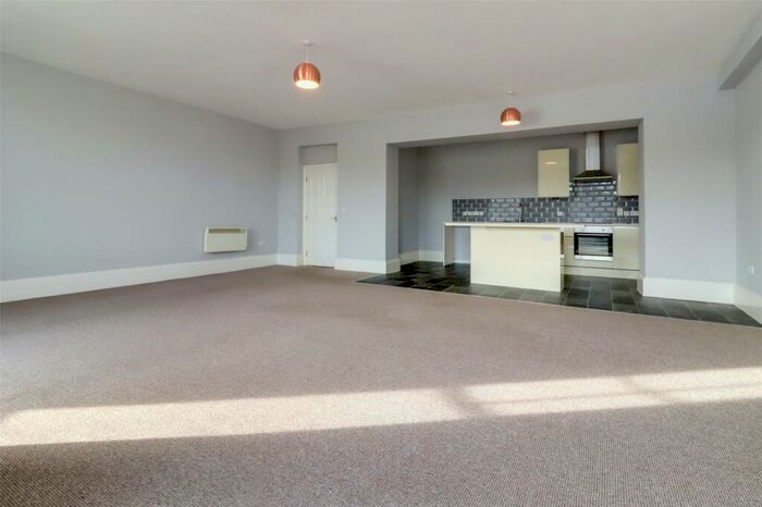 2 Bedroom Apartment For Sale In Tantons Court, New Road, Bideford, North Devon, EX39