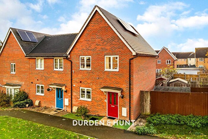 3 Bedroom Semi Detached House For Sale In Collerne Street, Harold Wood, RM3