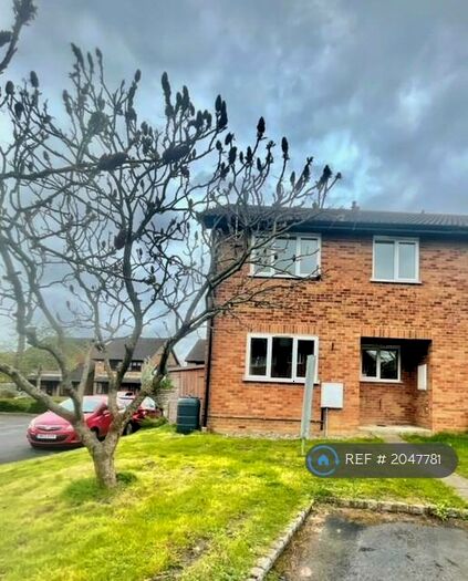 2 Bedroom Semi-Detached House To Rent In Thumwood, Chineham, Basingstoke, RG24