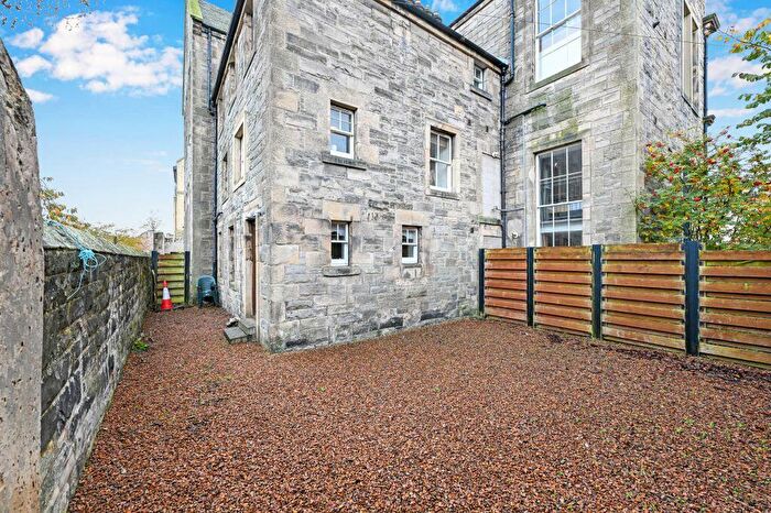 2 Bedroom Flat For Sale In / Davie Street, Old Town, Edinburgh, EH8