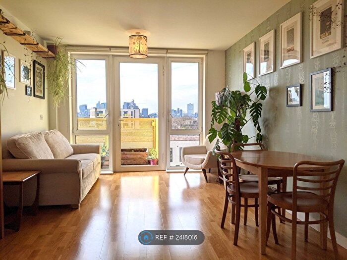 1 Bedroom Flat To Rent In Sculpture House, London, E1