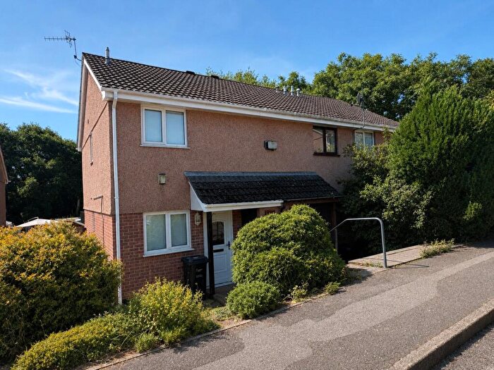 2 Bedroom End Of Terrace House To Rent In Lamorna Park, Torpoint, Cornwall, PL11