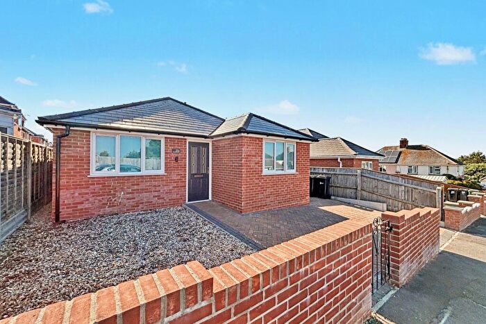 2 Bedroom Detached Bungalow For Sale In Weymouth, DT4