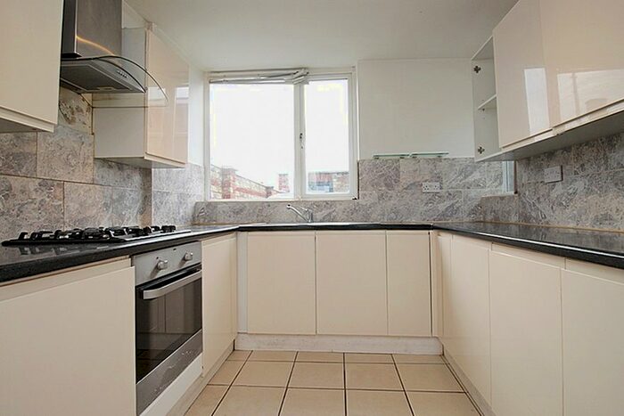 6 Bedroom Terraced House To Rent In Hounslow, Middlesex, TW3