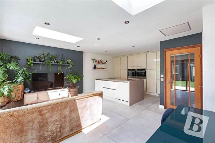 3 Bedroom End Of Terrace House For Sale In North Road, Havering-Atte-Bower, Romford, RM4