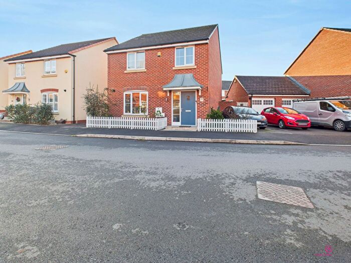 4 Bedroom Detached House For Sale In Fauld Drive Kingsway, Quedgeley, GL2