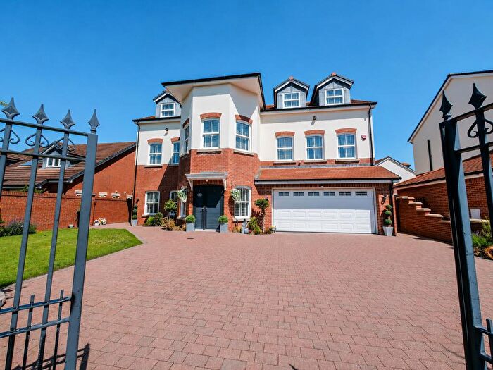 6 Bedroom Detached House For Sale In Grosvenor Road, Birkdale, Southport, Merseyside, PR8