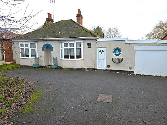 3 Bedroom Bungalow To Rent In Tutbury Road, Burton Upon Trent, DE13
