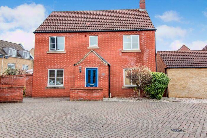 4 Bedroom Detached House To Rent In Malden Way, Eynesbury, St. Neots, PE19