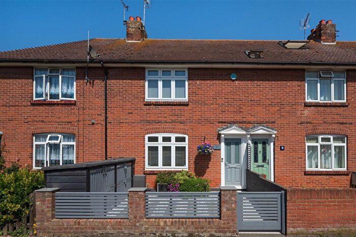 3 Bedroom Terraced House For Sale In Westmeads Road, Whitstable, CT5
