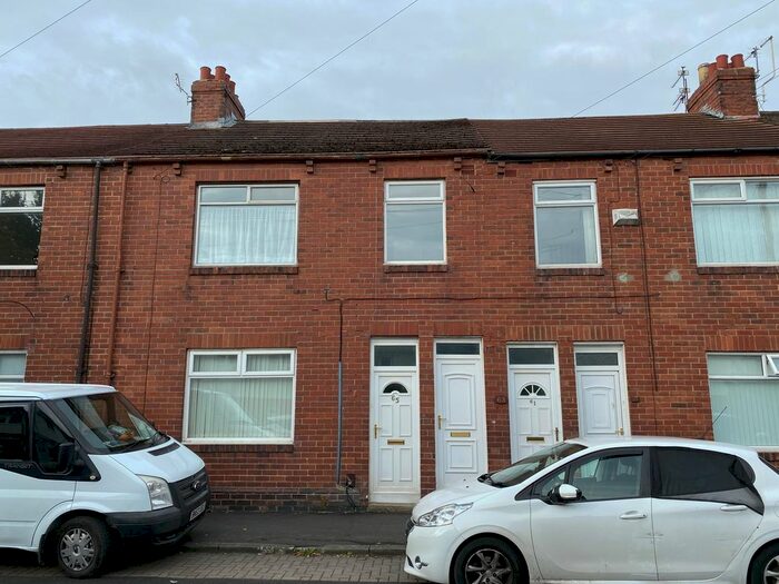 2 Bedroom Flat To Rent In Tweed Street, Hebburn, NE31