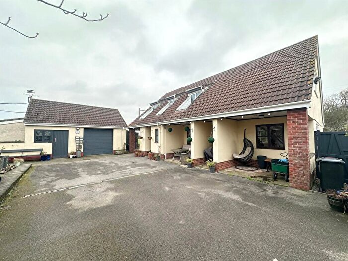 3 Bedroom Equestrian Facility For Sale In Purving Row, Eastertown, Lympsham, Weston-super-Mare, BS24