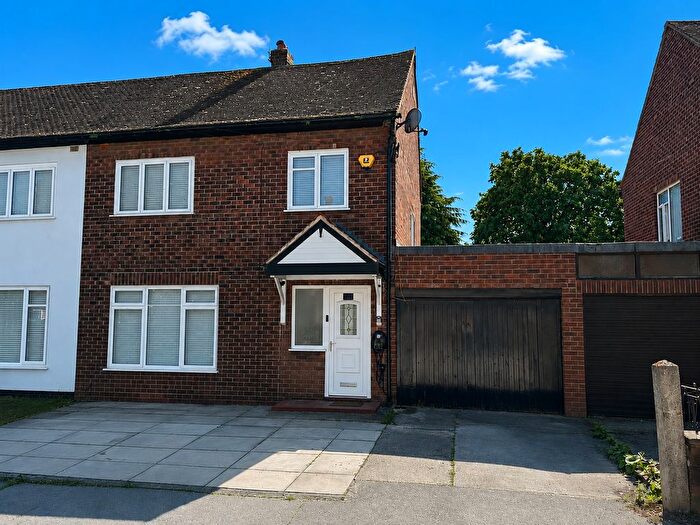 3 Bedroom Semi-Detached House For Sale In Brooke Avenue, Handforth, Wilmslow, Cheshire, SK9