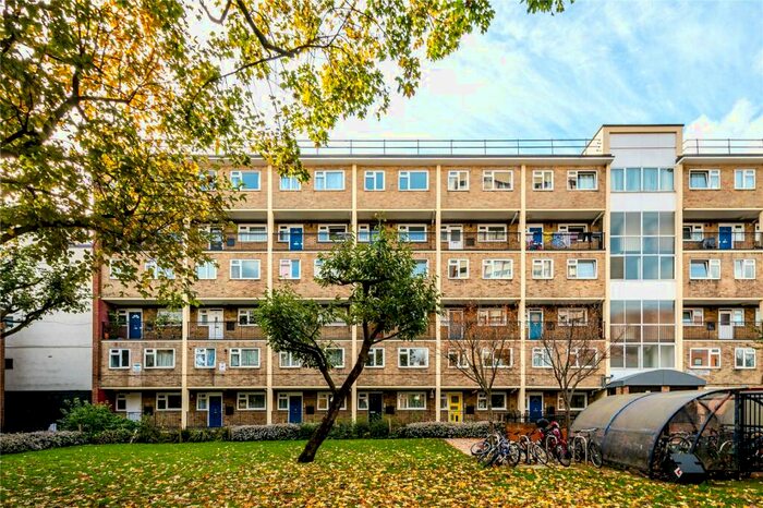 3 Bedroom Maisonette To Rent In Pollard Street, London, E2