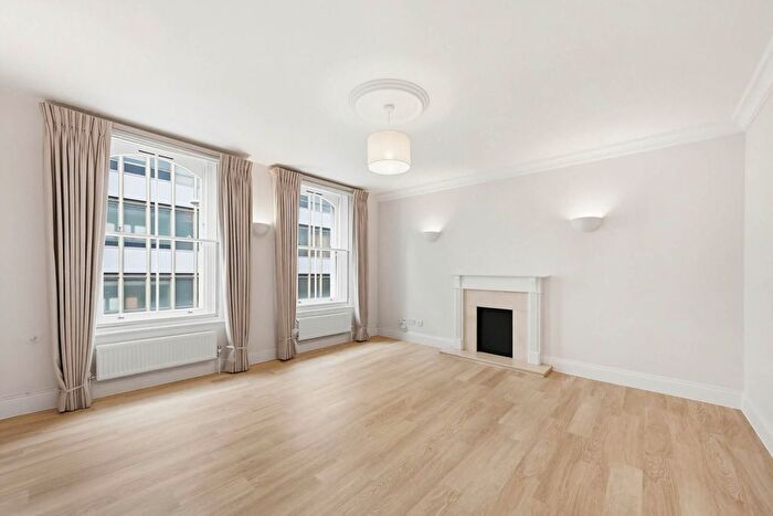 2 Bedroom Flat To Rent In Duke Of York Square, London, SW3