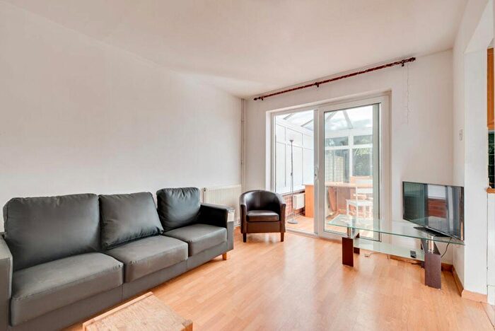 5 Bedroom House To Rent In Reed Avenue, Canterbury, CT1