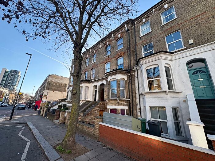 2 Bedroom Flat To Rent In Fonthill Road, London, N4