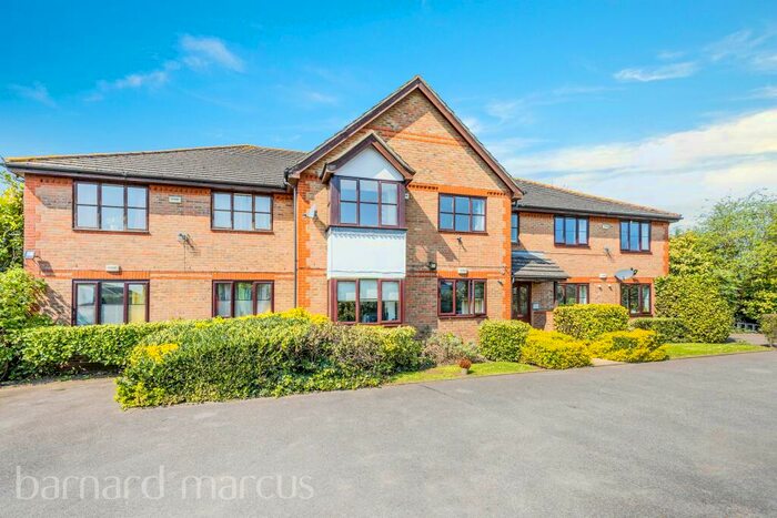 1 Bedroom Flat To Rent In Warwick Road, New Malden, KT3